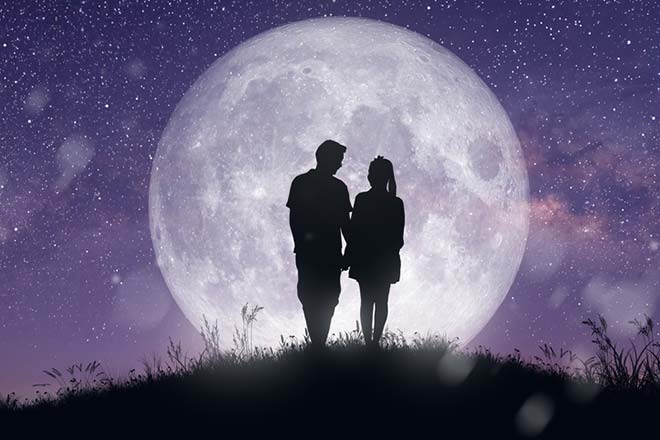 「月が綺麗ですね」の意味とは？男性心理や上手な返し方を解説